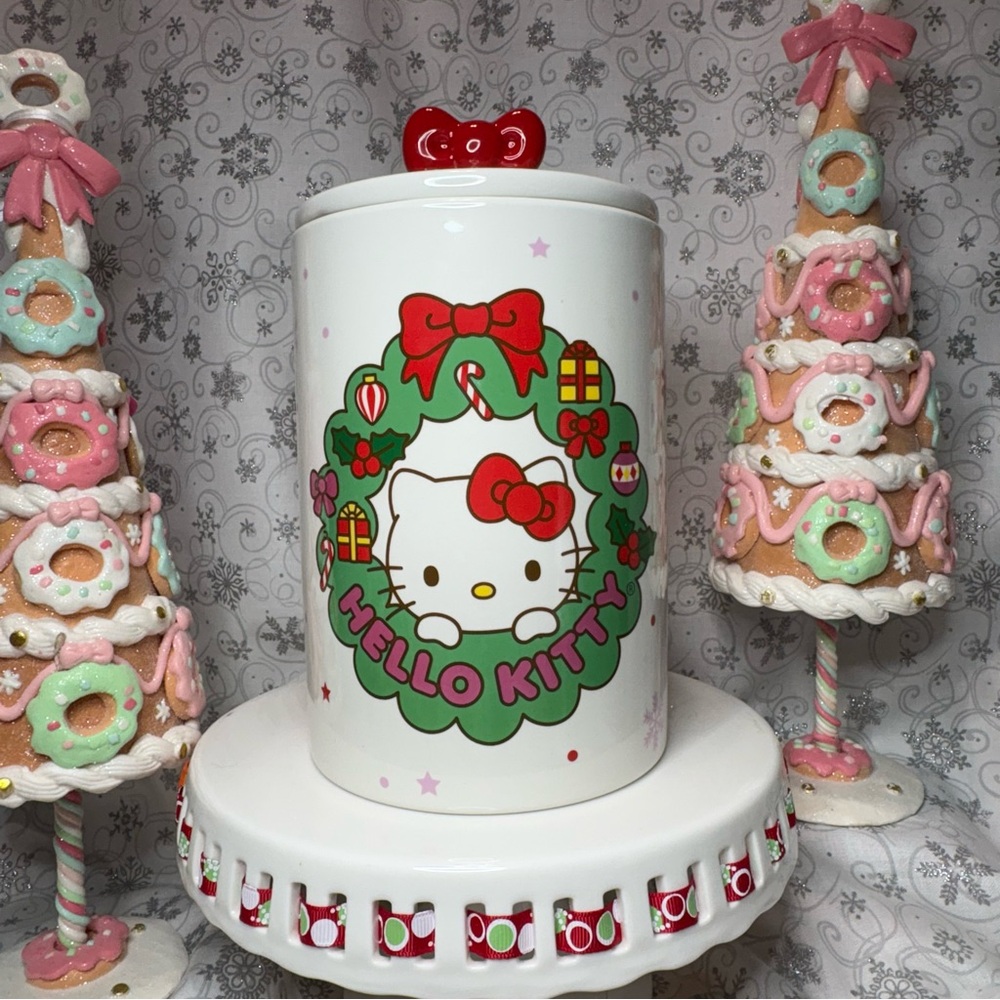 Sanrio Christmas Hello Kitty Wreath Snowflake Canister Cookie Jar w/Bow Topper - Picture 1 of 12